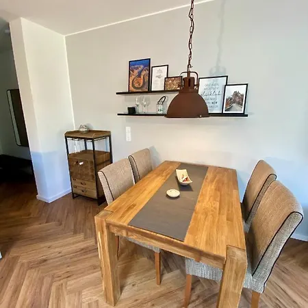 Mosel-fewo-jule Энкирх