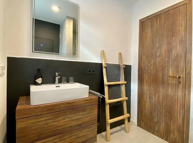 Mosel-fewo-jule * エンキルヒ