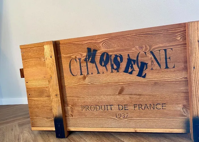 アパート Mosel-fewo-jule エンキルヒ